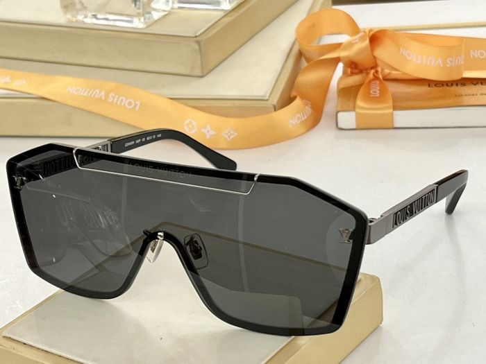 Louis Vuitton Sunglasses Top Quality LVS00070